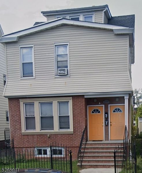 1st image of 209 Hollywood Ave