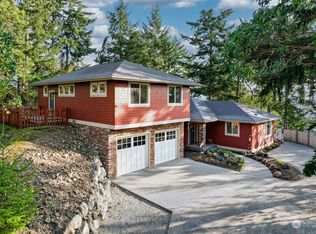 890 Palouse Pl, La Conner, WA