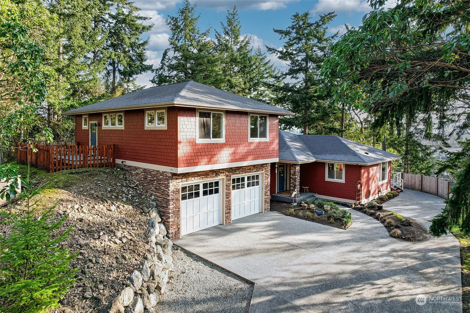 890 Palouse Place photo 1