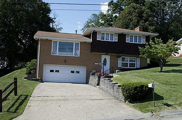 2nd image of 17 Old York Rd