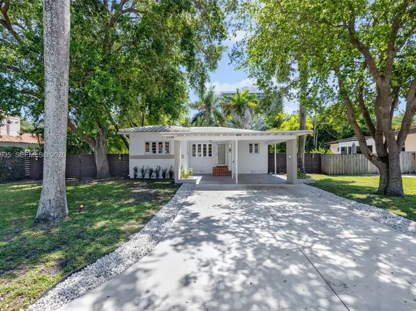 830 NE 72nd St, Miami, FL 33138