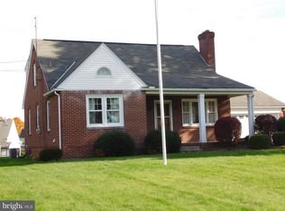 417 E Moyer Rd, Pottstown, PA 19464