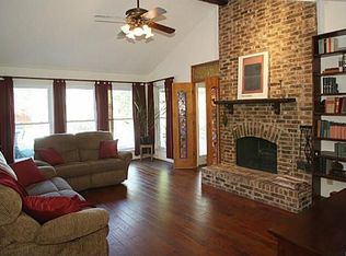 1127 Midway Dr, Richardson, TX 75081