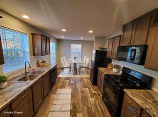25 Bluebird Hill Dr #399, Lake Orion, MI 48359