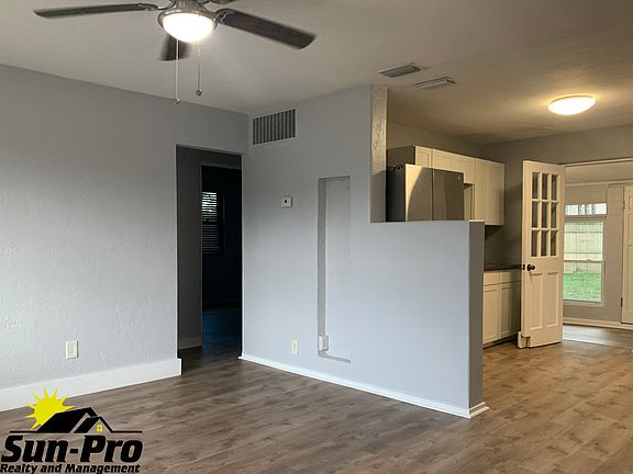 3rd image of 48 River Dr