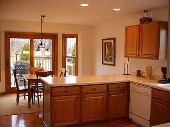 4th image of 2232 Songbird Ct