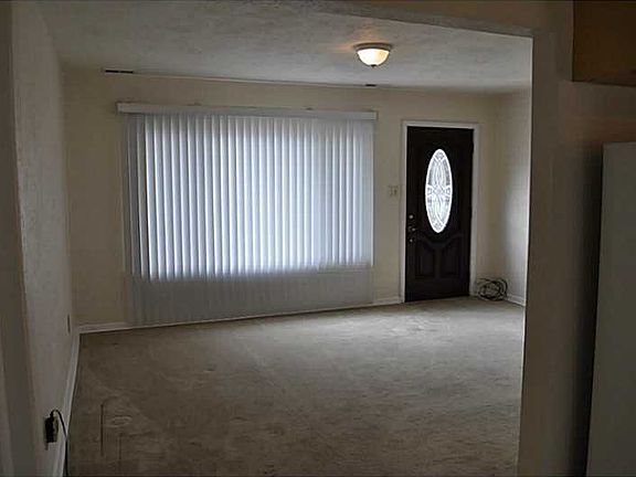 4th image of 814 Harway Ave