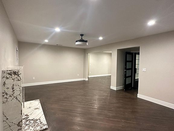 5th image of 1510 Illinois St