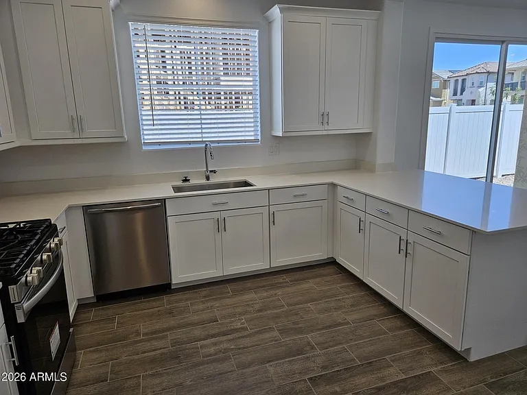 8310 E Prairie Ave — Photo 10