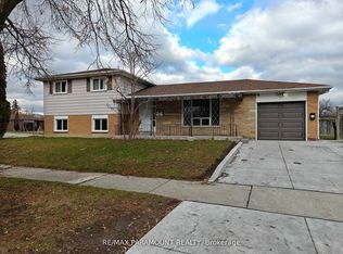 3447 Monica Dr, Mississauga, ON L4T 3E6