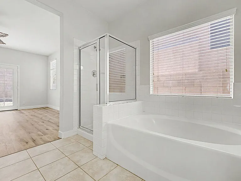 571 Kavanagh Pl — Photo 19