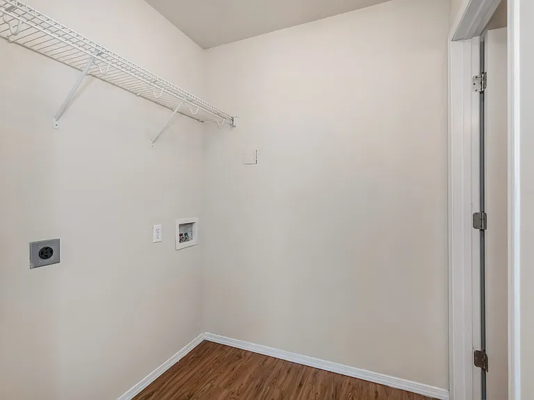 Marion Park Apartments Studio Laundry