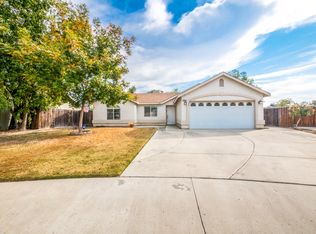 2237 N Heron Dr, Hanford, CA 93230