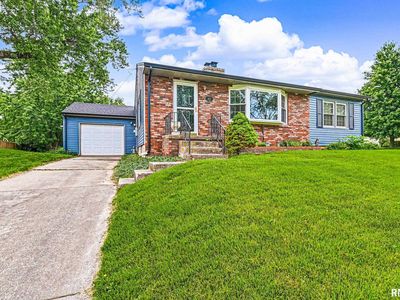 4211 N Brookmont Rd, Peoria, IL, 61614