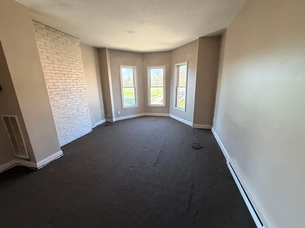 51 Seyms St #2, Hartford, CT 06120