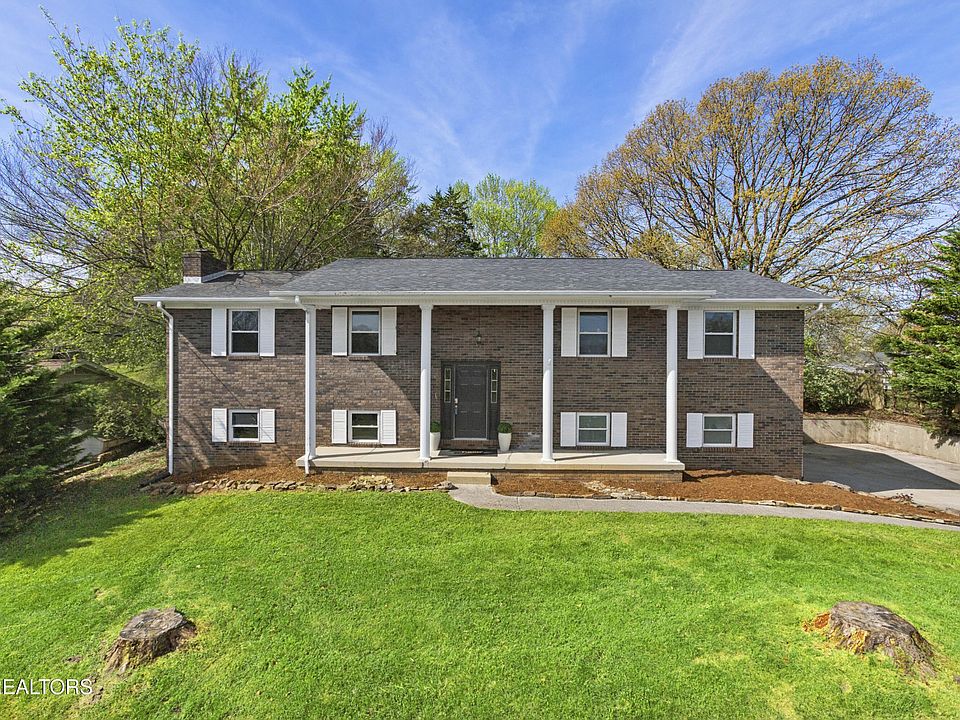 1st image of 7525 Pinen Dr