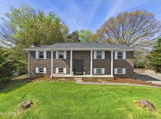 7525 Pinen Dr, Knoxville, TN 37938
