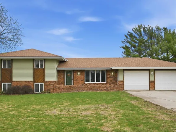 959 Oak Rd, Harlan, IA 51537