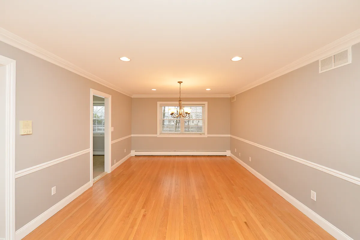 Building Photo - 21 Ridge Rd #D15
