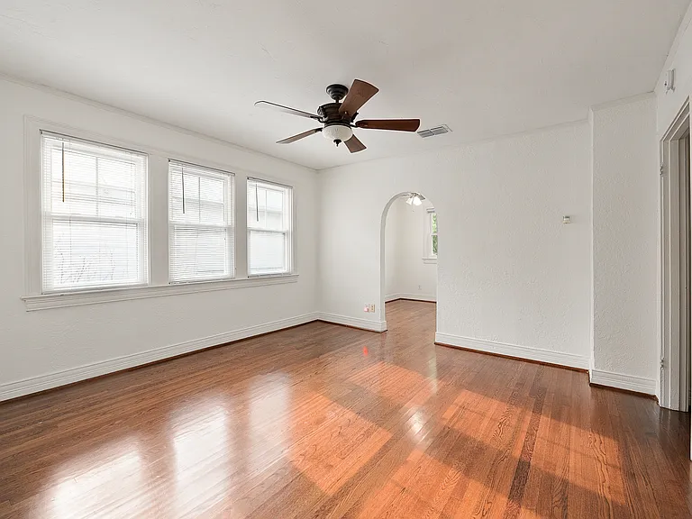 4105 Wycliff Ave — Photo 18