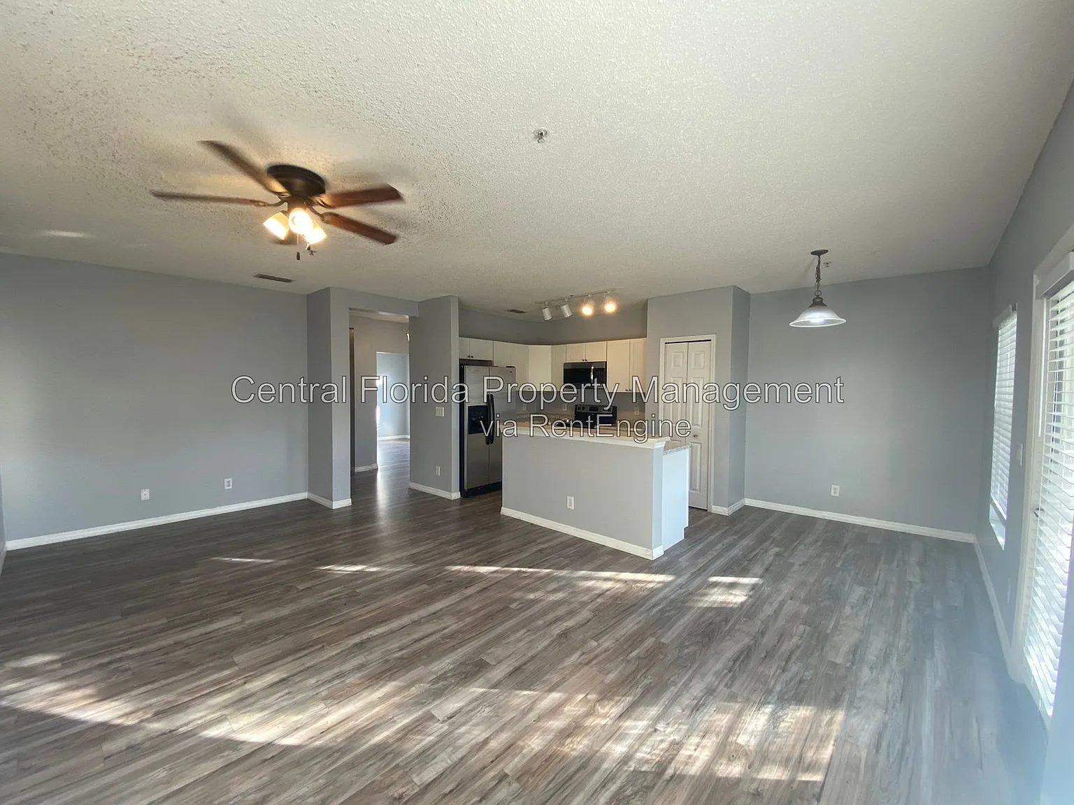 3 bed, 2.5 bath, 1725 sqft, $1,999 — Photo 4