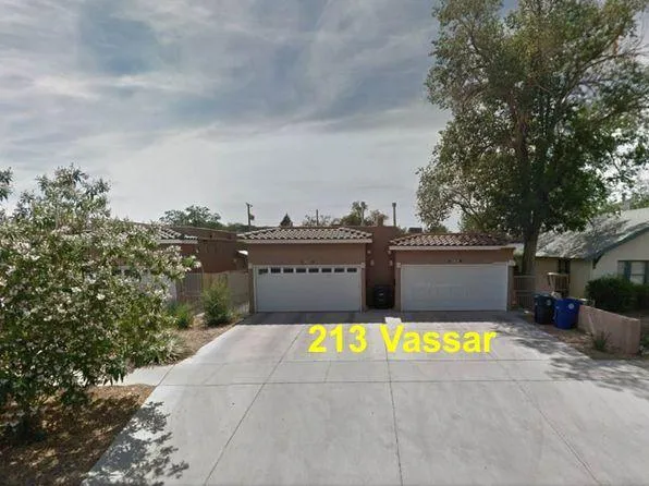 213 Vassar Dr SE APT A, Albuquerque, NM 87106