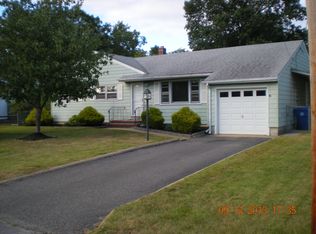 305 Green Tree Rd, Brick, NJ 08724