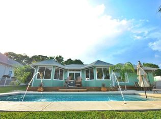 415 Wahoo Rd, Panama City Beach, FL 32408