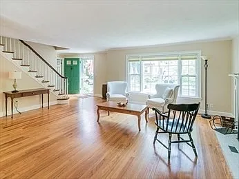 4 bed, 2.5 bath, 2089 sqft, $6,750 — Photo 4