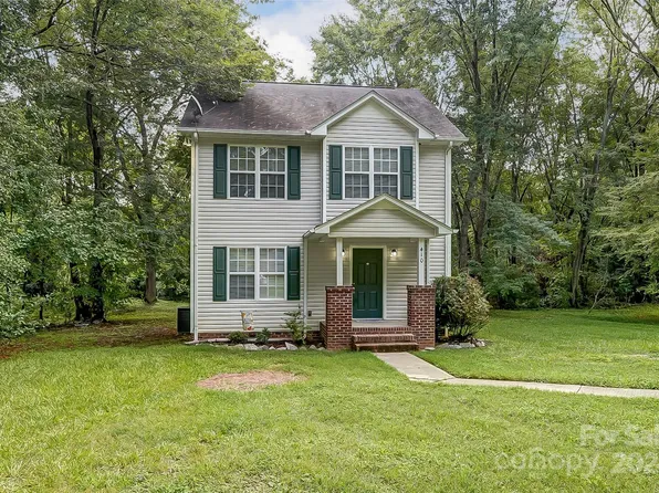 410 Perry Ln, Marshville, NC 28103