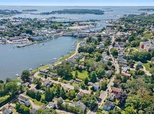 41 Pearl St, Mystic, CT 06355