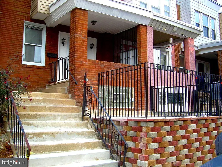 853 Anchor St — Photo 1