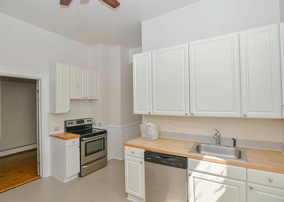 1st image of 1441 W Warner Ave #1A