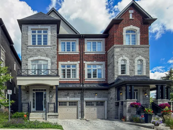8 Globemaster Ln, Richmond Hill, ON L4E 1H3