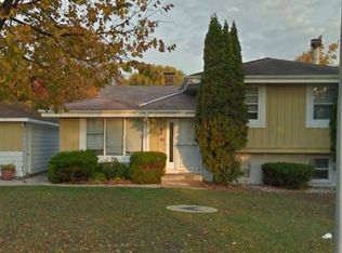 9125 N 86th St, Milwaukee, WI 53224