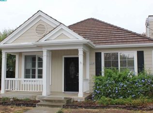 1210 Chaucer Dr, Brentwood, CA