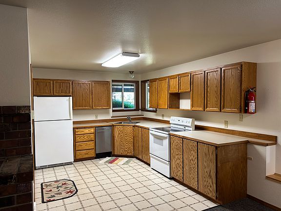 3rd image of 31928 116th St SE #A