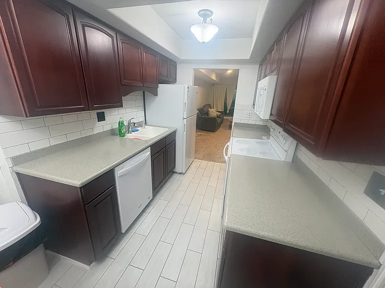 5197 S Gravenstein Park — Photo 4