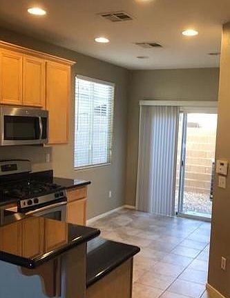3rd image of 4139 Sparrow Rock St