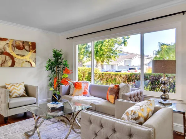 708 Nina Ln, Foster City, CA 94404