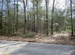 73 Breakneck Rd, Sturbridge, MA 01566