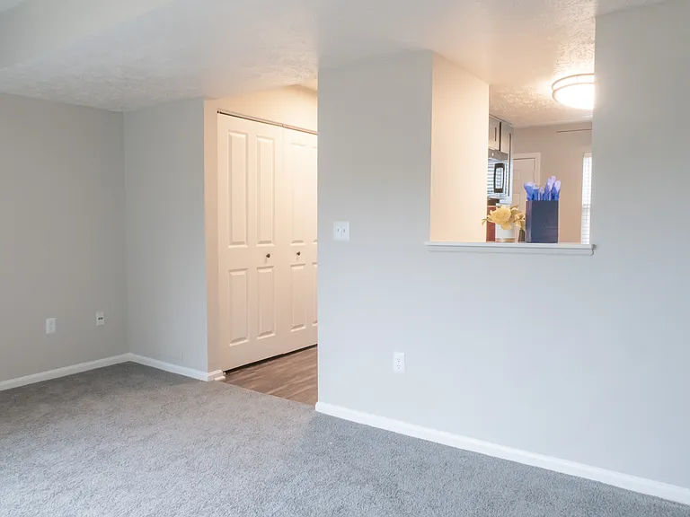 1100 E Ohio St — Photo 9