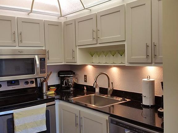 5th image of 1901 Andover Way APT 30