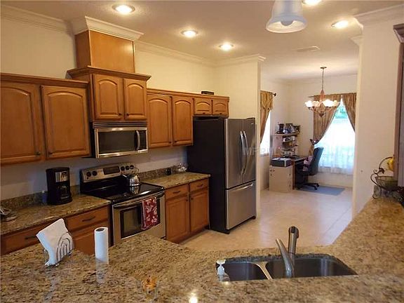 4th image of 8578 Somerset Dr