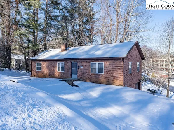 126 Woodland Drive, Boone, NC 28607