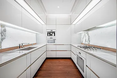 Rented by Domus Realty