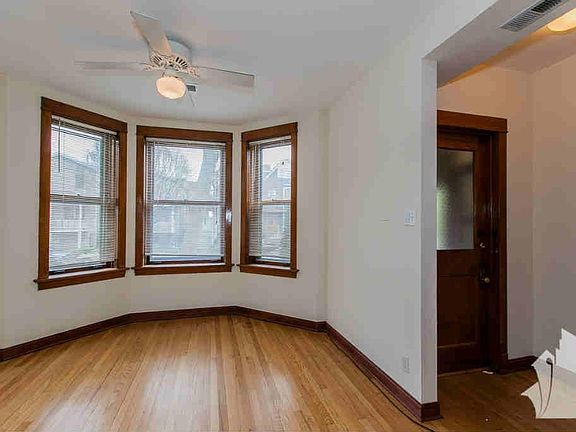 3rd image of 4531 N Claremont Ave