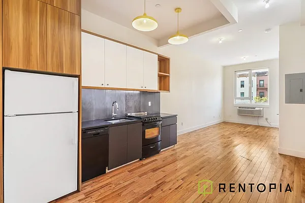 Rented by Rentopia | media 9
