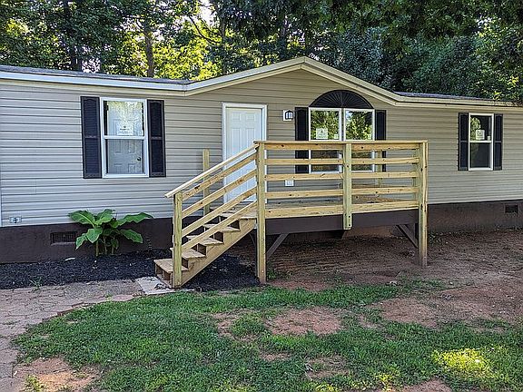 2nd image of 4083 Beckys Dr