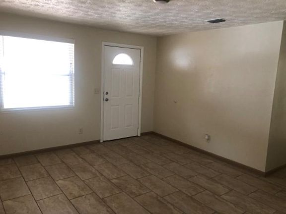 2nd image of 3942 Packard Dr